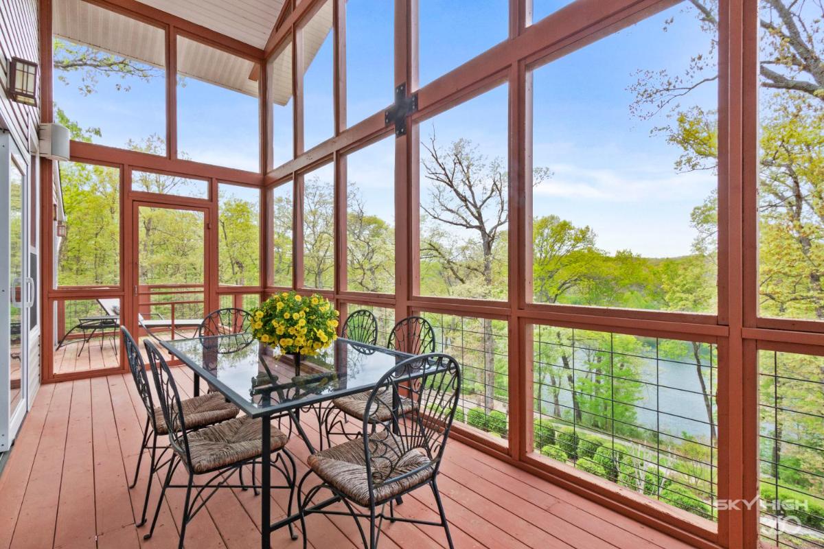 Ozark Mountain Lakehouse - image 7