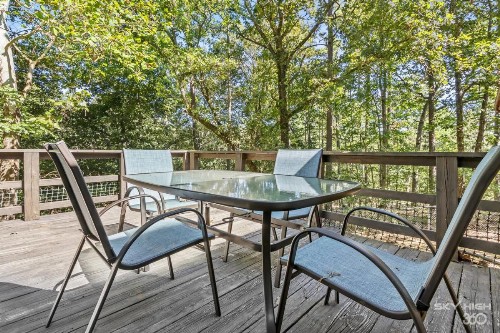 Wooded Quiet Cottage Very close to the Back 40 - image 33