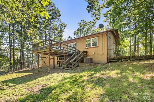 Wooded Quiet Cottage Very close to the Back 40 - image 34