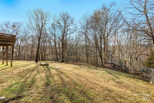 Cozy Quiet Retreat In The Woods - image 40