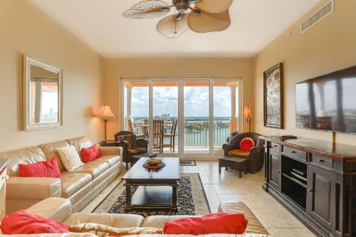 801 Harborview Grande - image 12