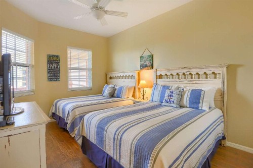 801 Harborview Grande - image 18