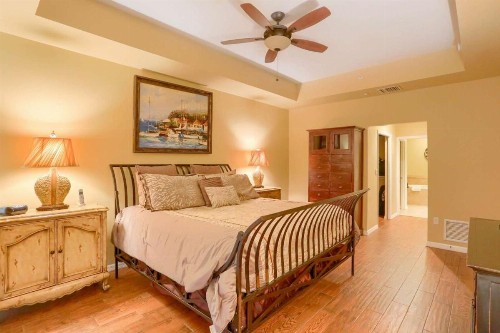 801 Harborview Grande - image 35