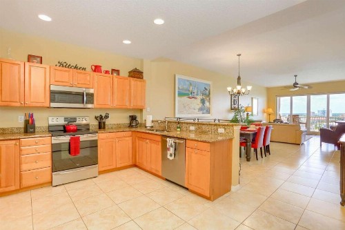 801 Harborview Grande - image 5