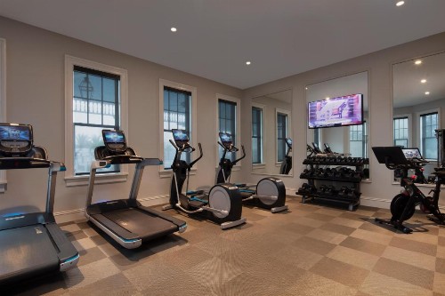 Belleview Inn - image 9
