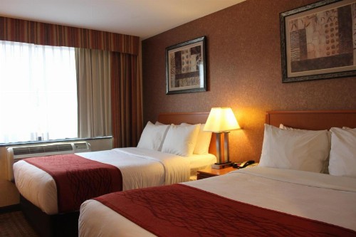 Bellerose Inn - image 6