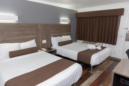 Value Inn Bellflower - image 3