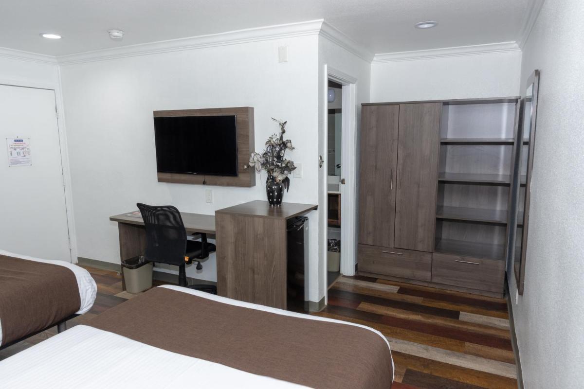 Value Inn Bellflower - image 4