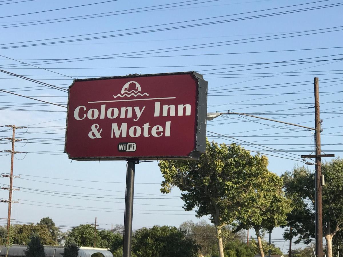 Colony Inn Motel - image 3