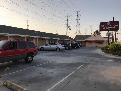 Colony Inn Motel - image 6