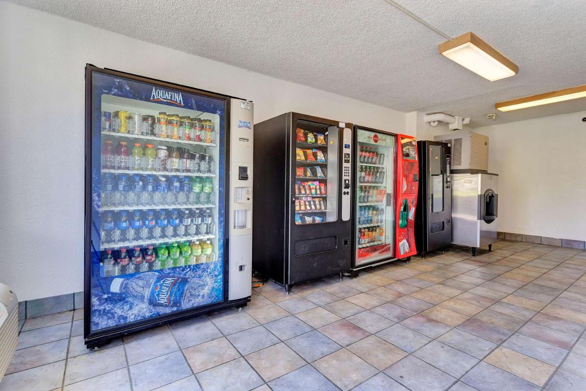 Motel 6-Belmont CA - San Francisco - Redwood City - image 7