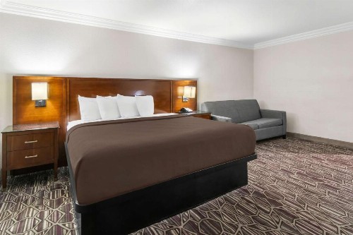 SureStay Plus Hotel by Best Western Benbrook Ft Worth - image 17