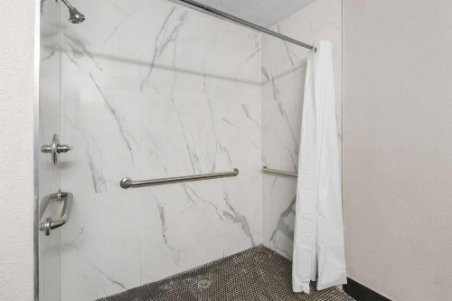 SureStay Plus Hotel by Best Western Benbrook Ft Worth - image 19