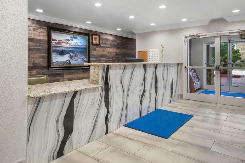 SureStay Plus Hotel by Best Western Benbrook Ft Worth - image 5