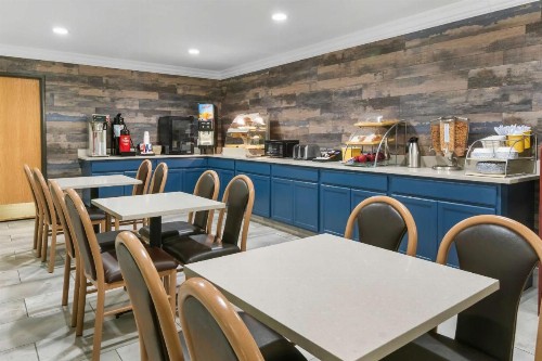 SureStay Plus Hotel by Best Western Benbrook Ft Worth - image 7