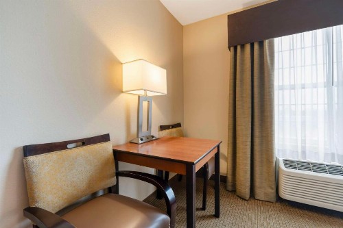 Best Western Plus Bend North - image 16