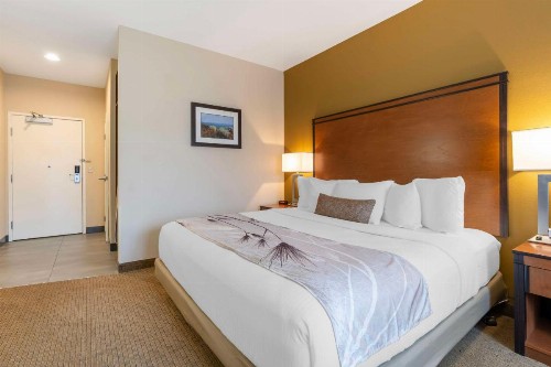 Best Western Plus Bend North - image 6