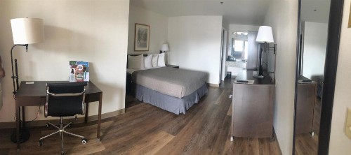 Sugarloaf Mountain Motel - image 12