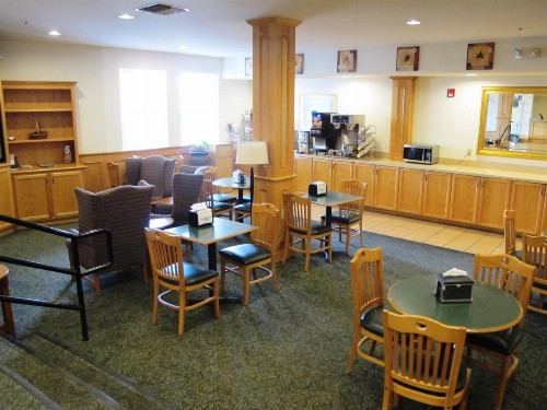 Sugarloaf Mountain Motel - image 8