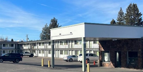 Econo Lodge Bend - image 20