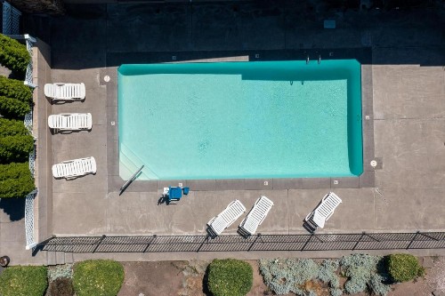 Econo Lodge Bend - image 24