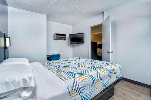 Motel 6-Bend OR - image 13