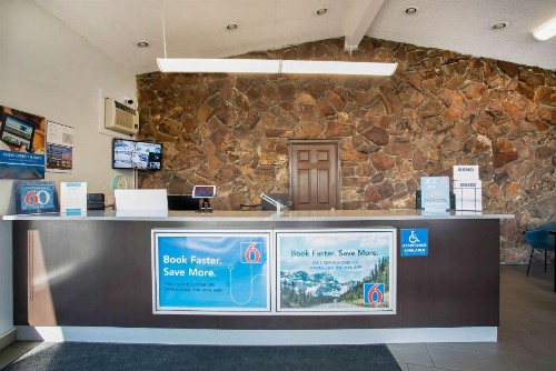 Motel 6-Bend OR - image 24