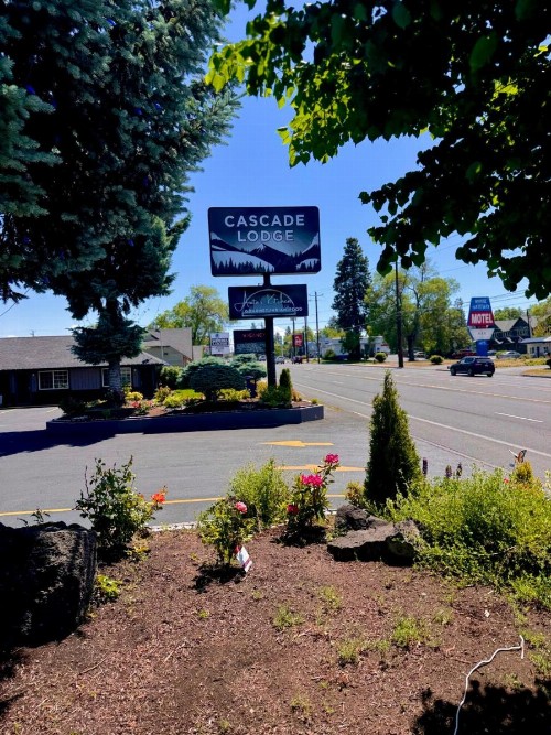 Cascade Lodge - image 11