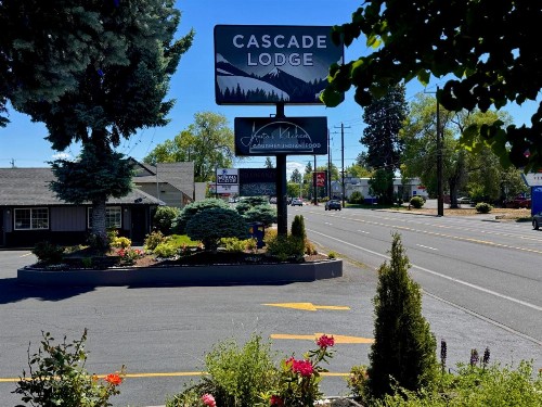 Cascade Lodge - image 12