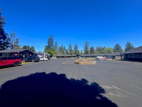 Cascade Lodge - image 14