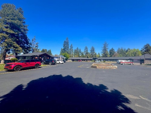 Cascade Lodge - image 22
