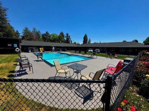 Cascade Lodge - image 38