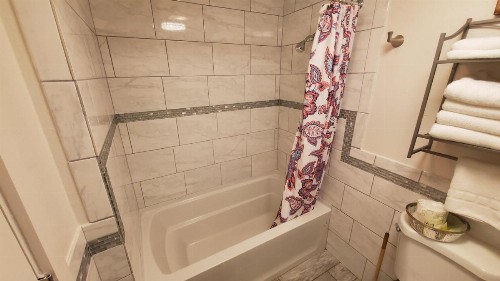 Motel West - image 23