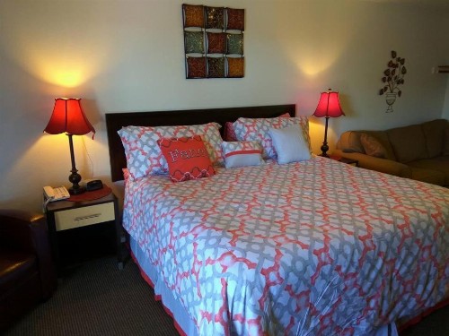 Motel West - image 28