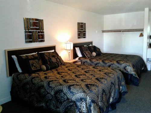 Motel West - image 30