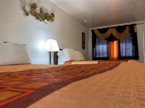 Motel West - image 33