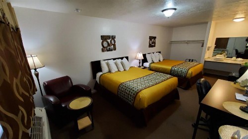 Motel West - image 42