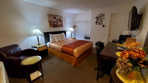 Motel West - image 48