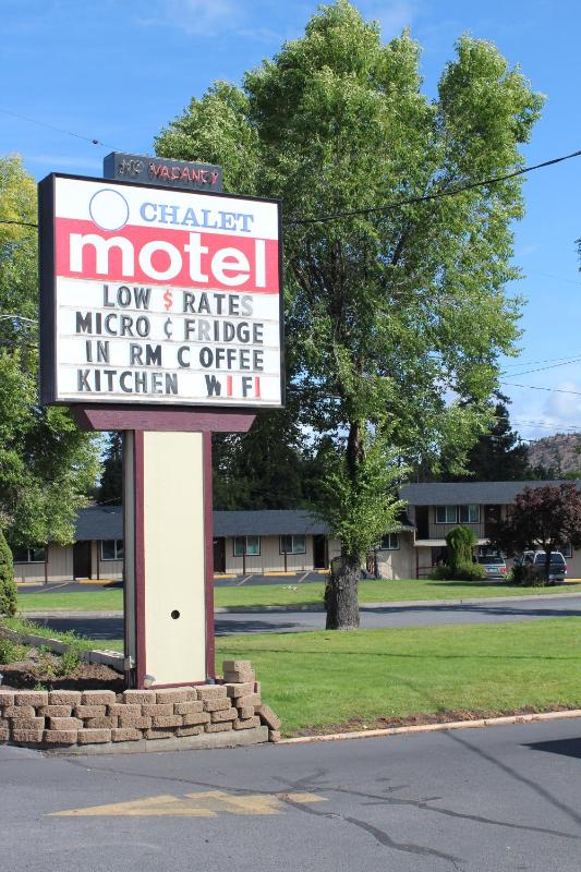 Chalet Motel - main image