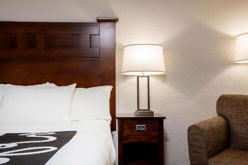 La Quinta Inn by Wyndham Bend - image 10