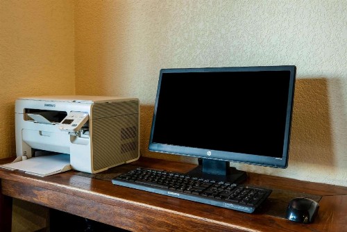 La Quinta Inn by Wyndham Bend - image 17