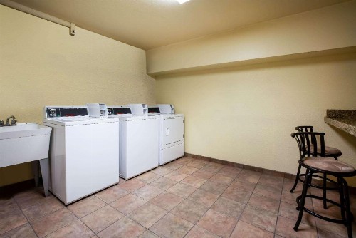 La Quinta Inn by Wyndham Bend - image 18