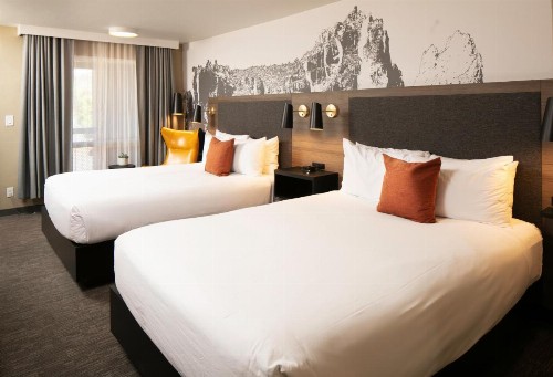 Waypoint Hotel - image 11