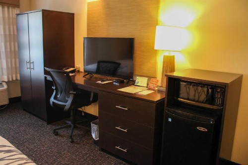 Sleep Inn Bend - image 10