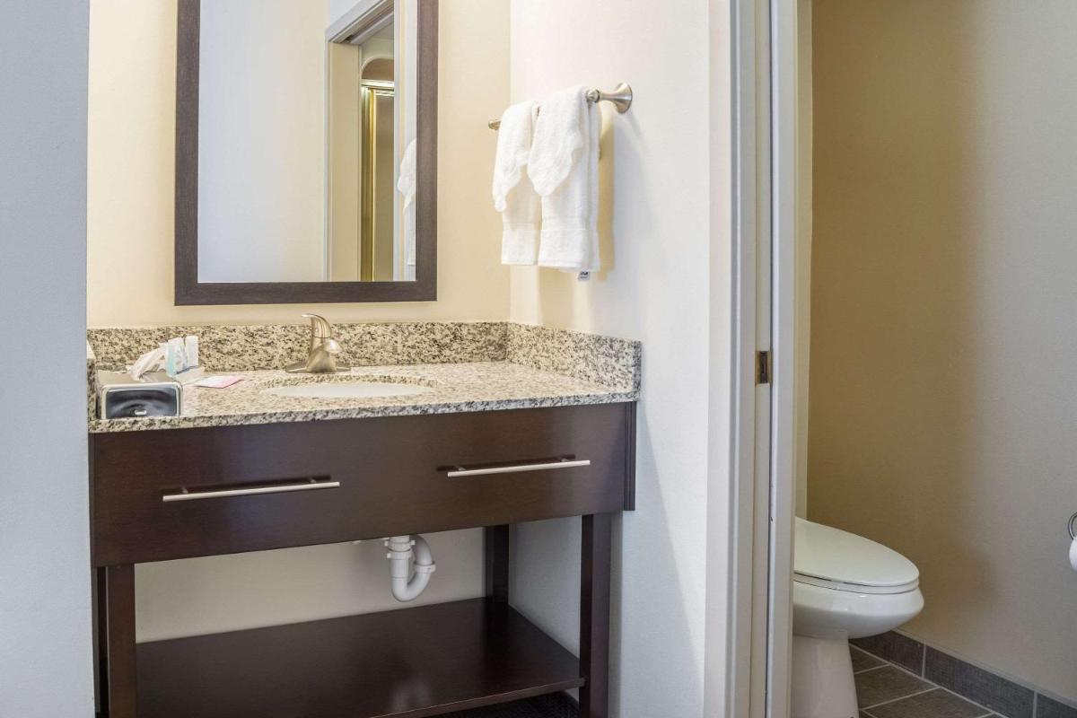 Sleep Inn Bend - image 5
