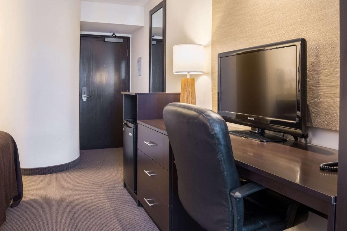 Sleep Inn Bend - image 7