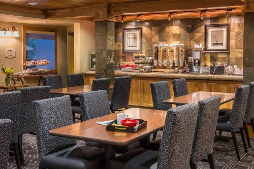 TownePlace Suites Old Mill District Bend Near Mt Bachelor - image 23