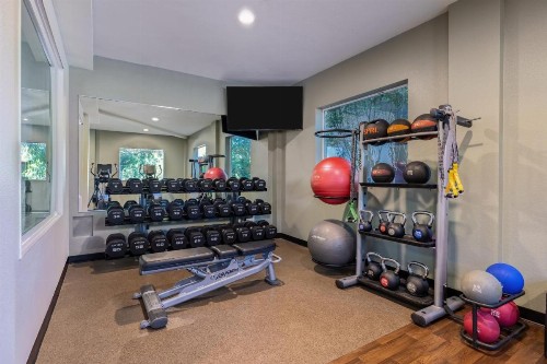 DoubleTree by Hilton Bend - image 36