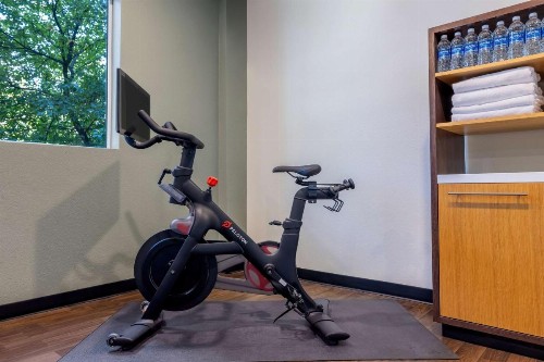 DoubleTree by Hilton Bend - image 37