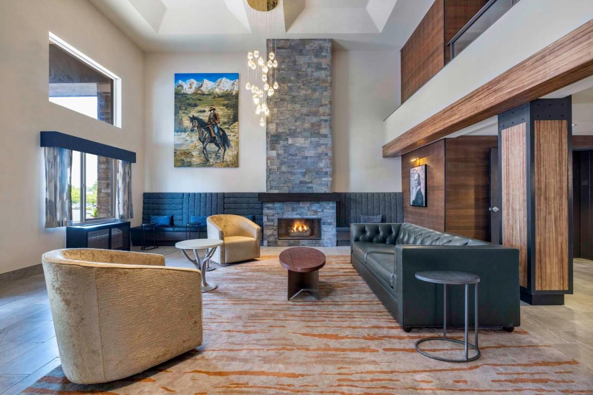 DoubleTree by Hilton Bend - image 6